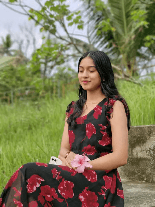 Areeba in a VivientFemme piece